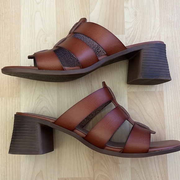 Rick & Candy by ZiGi Women’s Slip In Heels size 9.5 - Picture 4 of 5